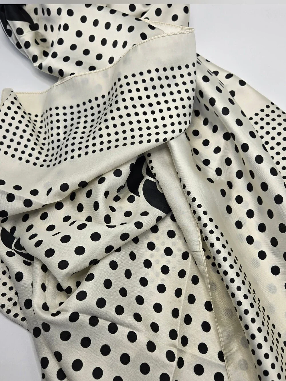 FASHION VIBES nwt scarf